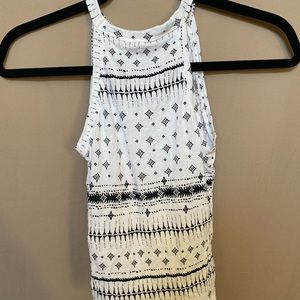 Kohls *Mudd* black and white tank